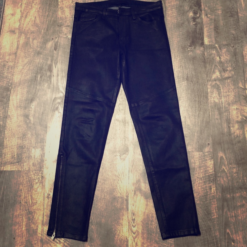 Plastic by GLY Ankle Jeans